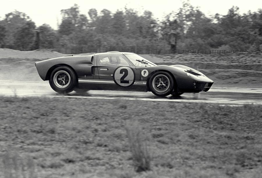  Ford GT40 (Mk II) 1965 года  (фото 73 из 118)